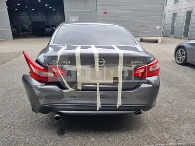 Photo 1 of 45: 2016 Nissan Altima 2.5 — Korean insurance auction
