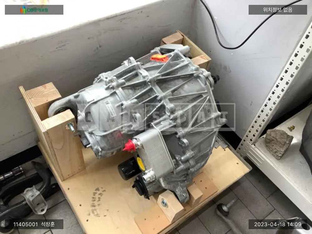 Photo 2 of 6: 2022 Tesla Auto Parts /Modely Motor, Speed Reducer, VIN 7SAYGDEF5NF413921 — Korean insurance auction