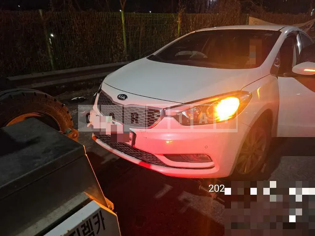 Photo 2 of 9: 2015 Kia Kz 1.SH — Korean insurance auction