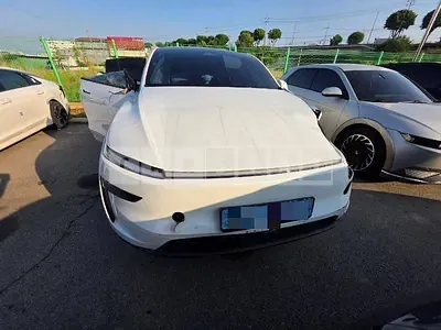 Photo 1 of 27: 2025 Tesla Model Y Long Range — Korean insurance auction
