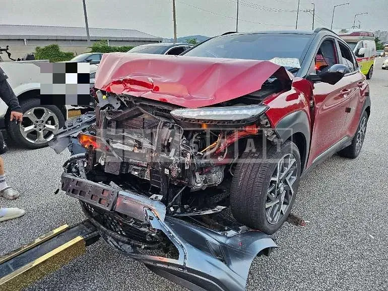 Photo 2 of 6: 2020 Hyundai Kona Hybrid — Korean insurance auction