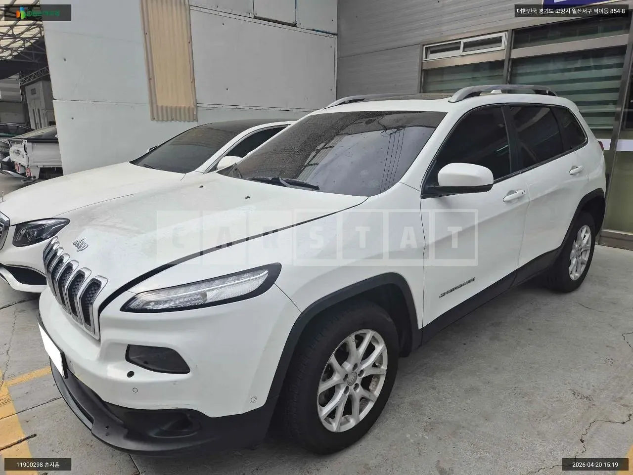 Photo 2 of 17: 2017 Jeep Zip Cherokee 2.2, VIN 1C4PJMCU4HW624832 — Korean insurance auction
