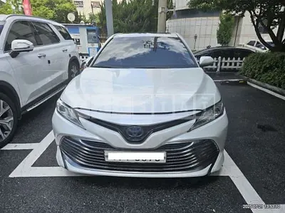 Photo 1 of 36: 2018 Toyota Camry Hybrid — Korean insurance auction