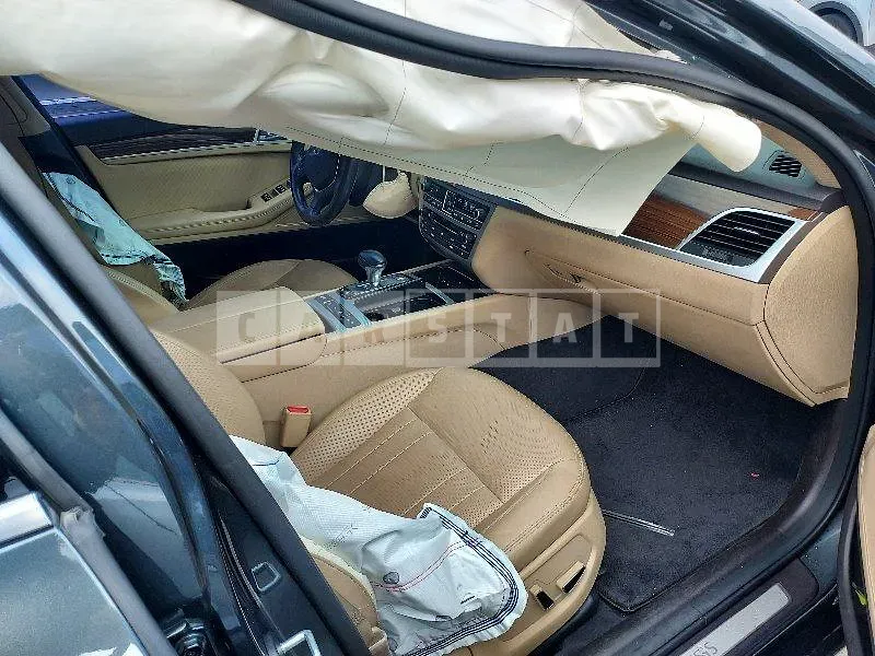 Photo 2 of 14: 2018 Genesis G80 3.3 — Korean insurance auction