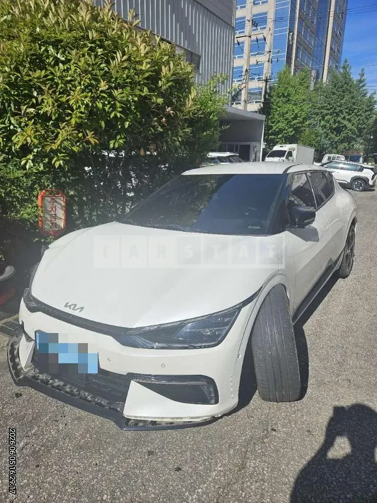Photo 2 of 13: 2021 Kia EV6 Long Range GT-Line — Korean insurance auction