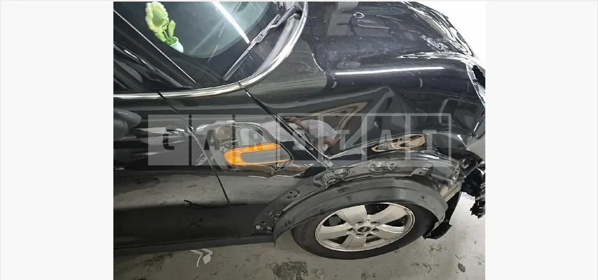 Photo 2 of 10: 2016 MINI Cooper — Korean insurance auction