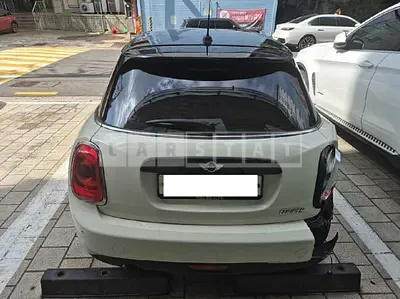 Photo 1 of 11: 2018 MINI Cooper Five-Door — Korean insurance auction