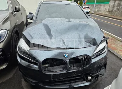 Photo 1 of 31: 2021 BMW Active Tourer — Korean insurance auction