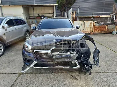 Photo 1 of 15: 2019 Mercedes-Benz GLC300 4Matic Coupe — Korean insurance auction