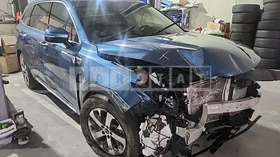 Photo 1 of 44: 2021 Kia Sorento, VIN KNARF81BGMA086843 — Korean insurance auction