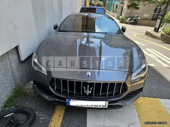 Photo 2 of 21: 2018 Maserati Quattroporte S — Korean insurance auction