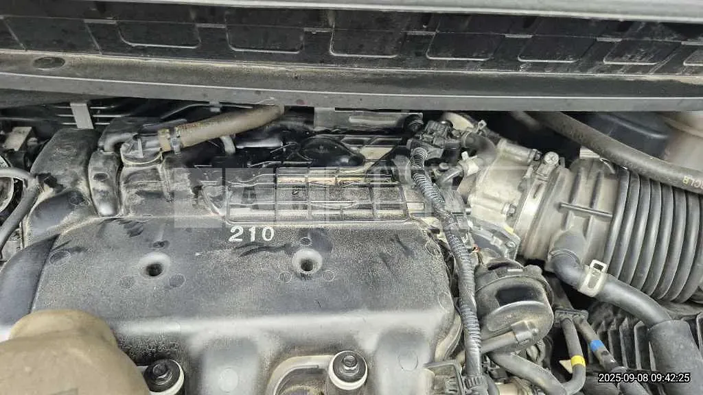 Photo 2 of 15: 2018 Kia Carnivals — Korean insurance auction
