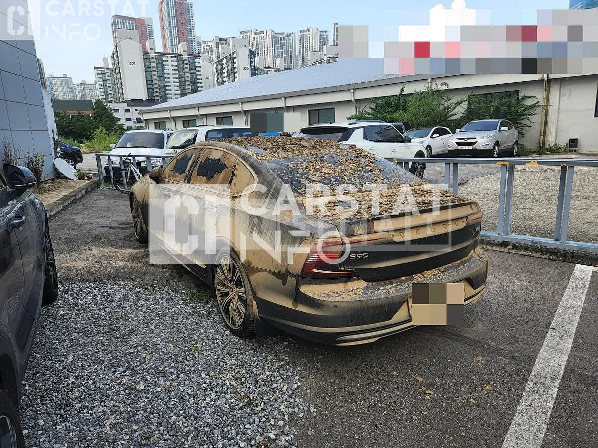 Photo 2 of 5: 2022 Volvo Sumbolbo S90B5 — Korean insurance auction