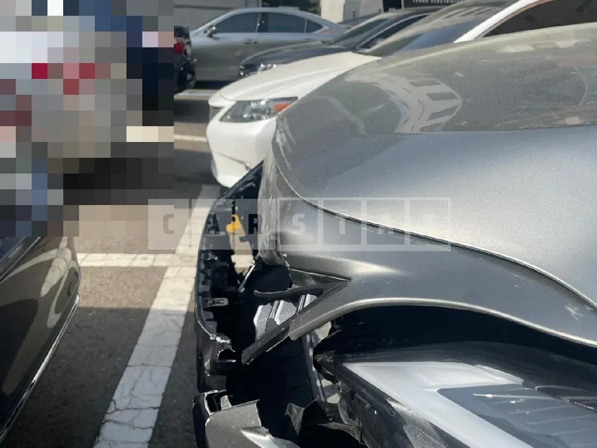 Photo 2 of 23: 2022 Lexus NX350h, VIN JTJGKAEZ5P2012761 — Korean insurance auction