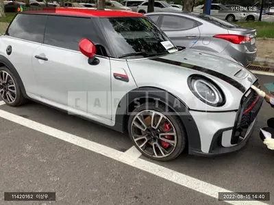 Photo 1 of 8: 2021 MINI Cooper Jcw, VIN WMW81DH07N2R27498 — Korean insurance auction