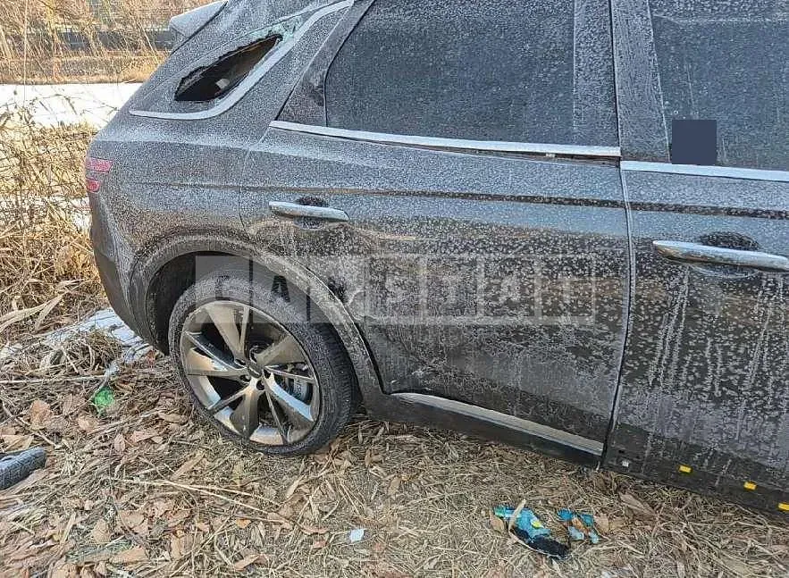 Photo 2 of 27: 2023 Genesis GV70 AWD — Korean insurance auction