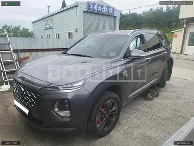Photo 1 of 10: 2018 Hyundai Santa Fe, VIN KMHS381CDKU038183 — Korean insurance auction