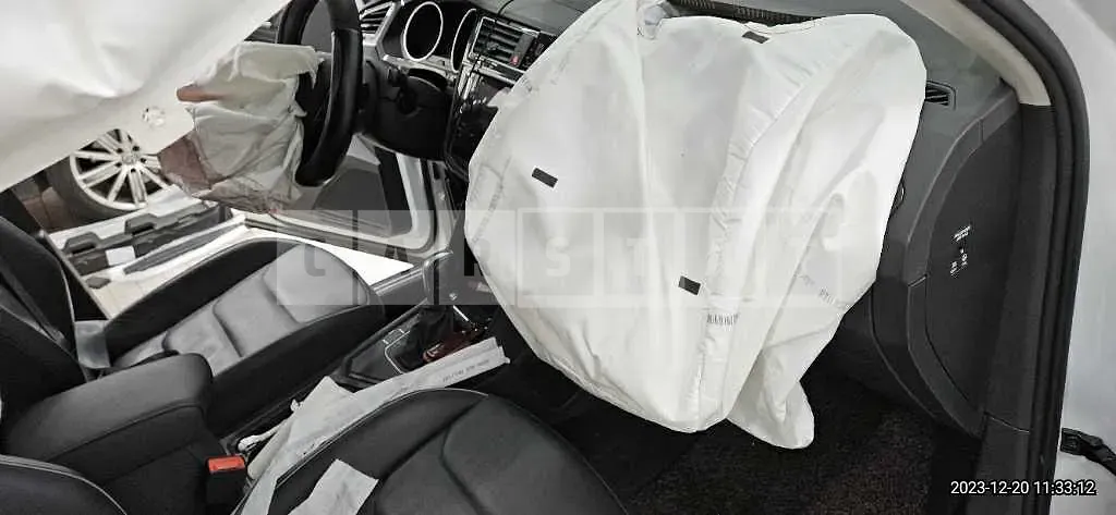Photo 2 of 41: 2020 Volkswagen Tiguan 2.0 TDI, VIN WVGZZZ5NZLW853408 — Korean insurance auction