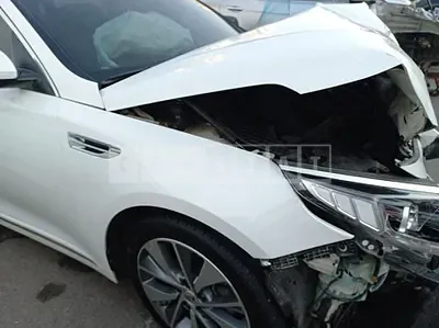 Photo 1 of 11: 2016 Kia K5, VIN KNAGX411BGA076856 — Korean insurance auction