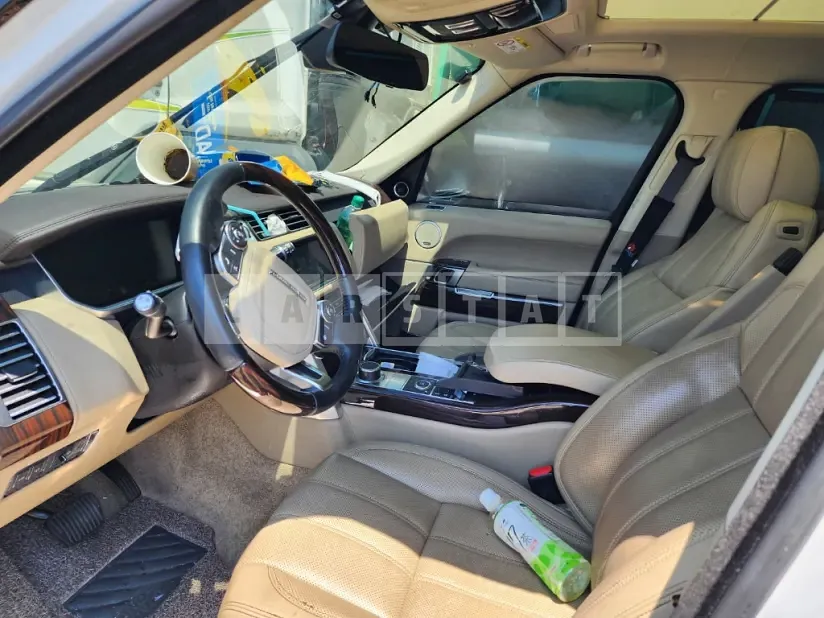 Photo 2 of 21: 2016 Land Rover Range Rover 4.4d, VIN SALGA3JF2GA302239 — Korean insurance auction