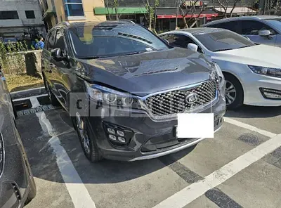 Photo 1 of 12: 2016 Kia Sorento — Korean insurance auction
