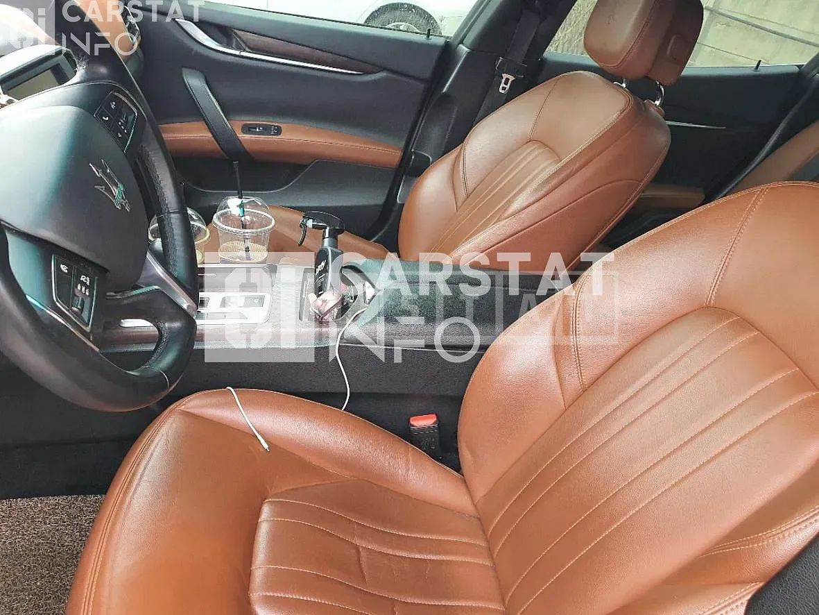Photo 2 of 14: 2015 Maserati Gibli Diesel, VIN ZAM57TSA0G1168262 — Korean insurance auction