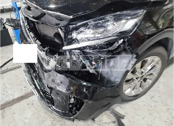 Photo 2 of 22: 2018 Kia Sorento — Korean insurance auction