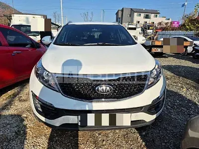Photo 1 of 12: 2014 Kia Sportage R — Korean insurance auction