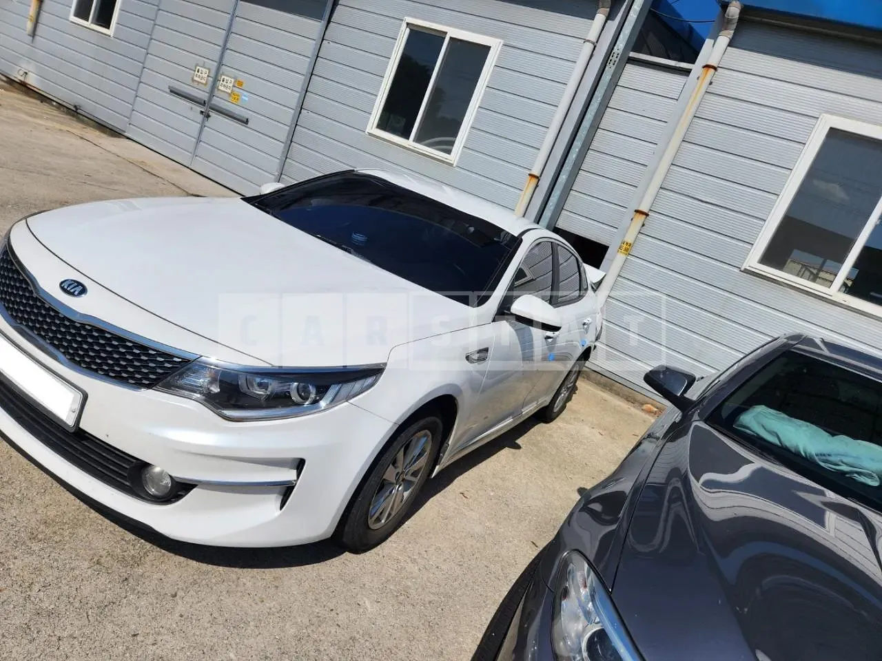 Photo 2 of 14: 2015 Kia K5, VIN KNAGT416BGA019889 — Korean insurance auction