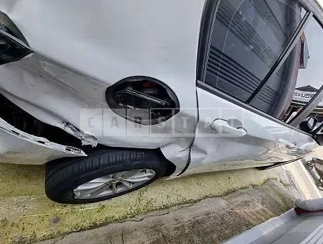 Photo 2 of 8: 2018 BMW 118d, VIN WBA1S5105J5L14643 — Korean insurance auction