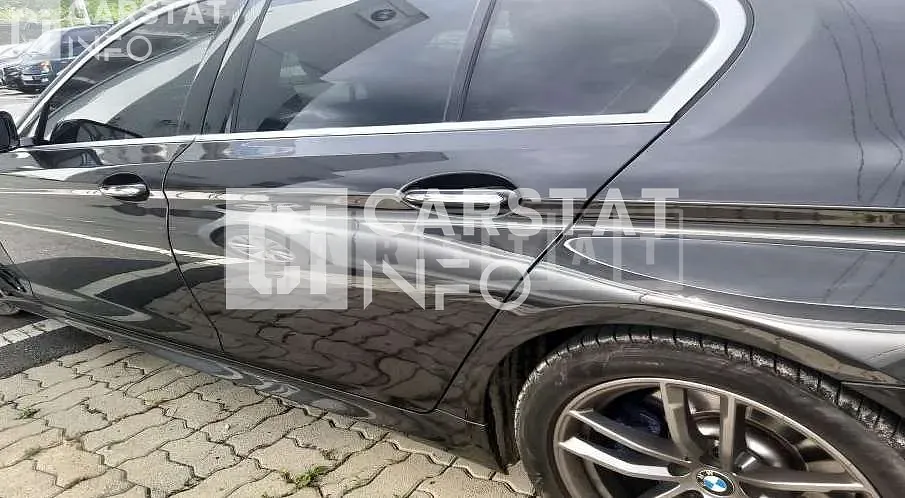 Photo 2 of 16: 2017 BMW 530i xDrive — Korean insurance auction
