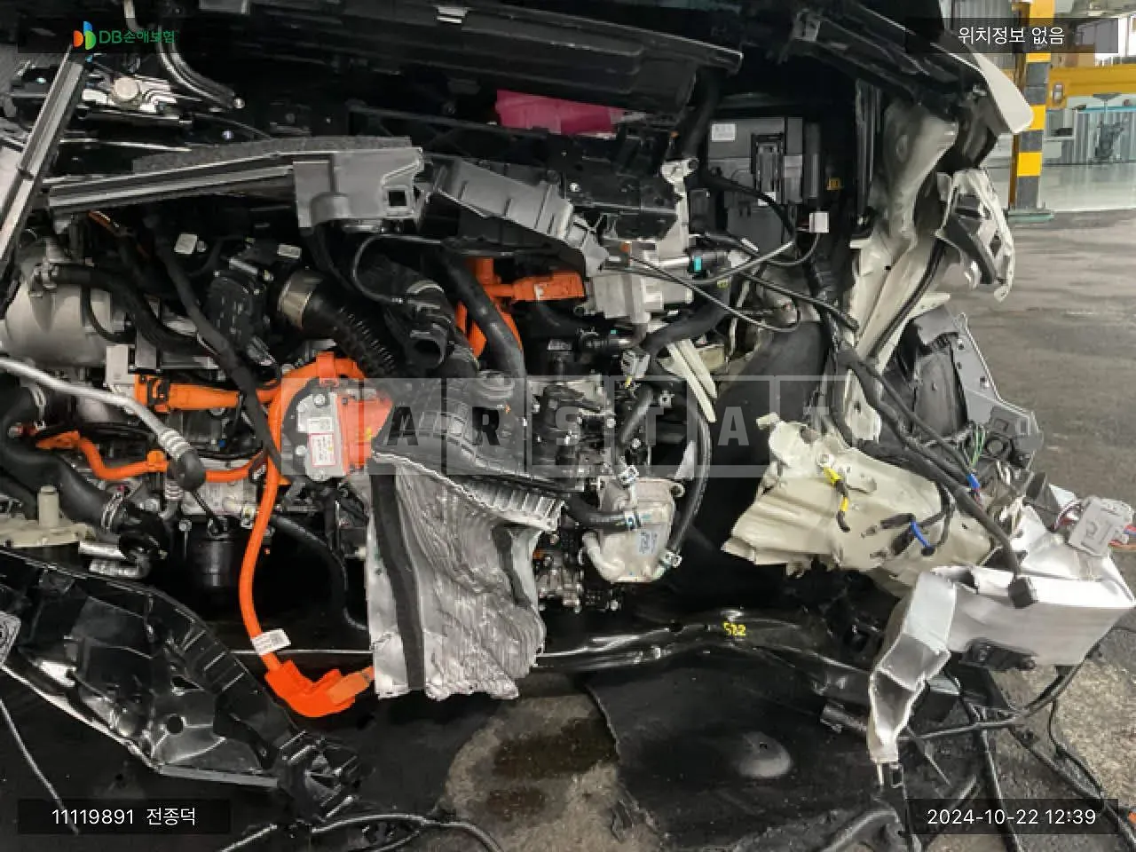 Photo 2 of 11: 2024 Hyundai Santa Fe Hybrid, VIN KMHP5811BSU072359 — Korean insurance auction