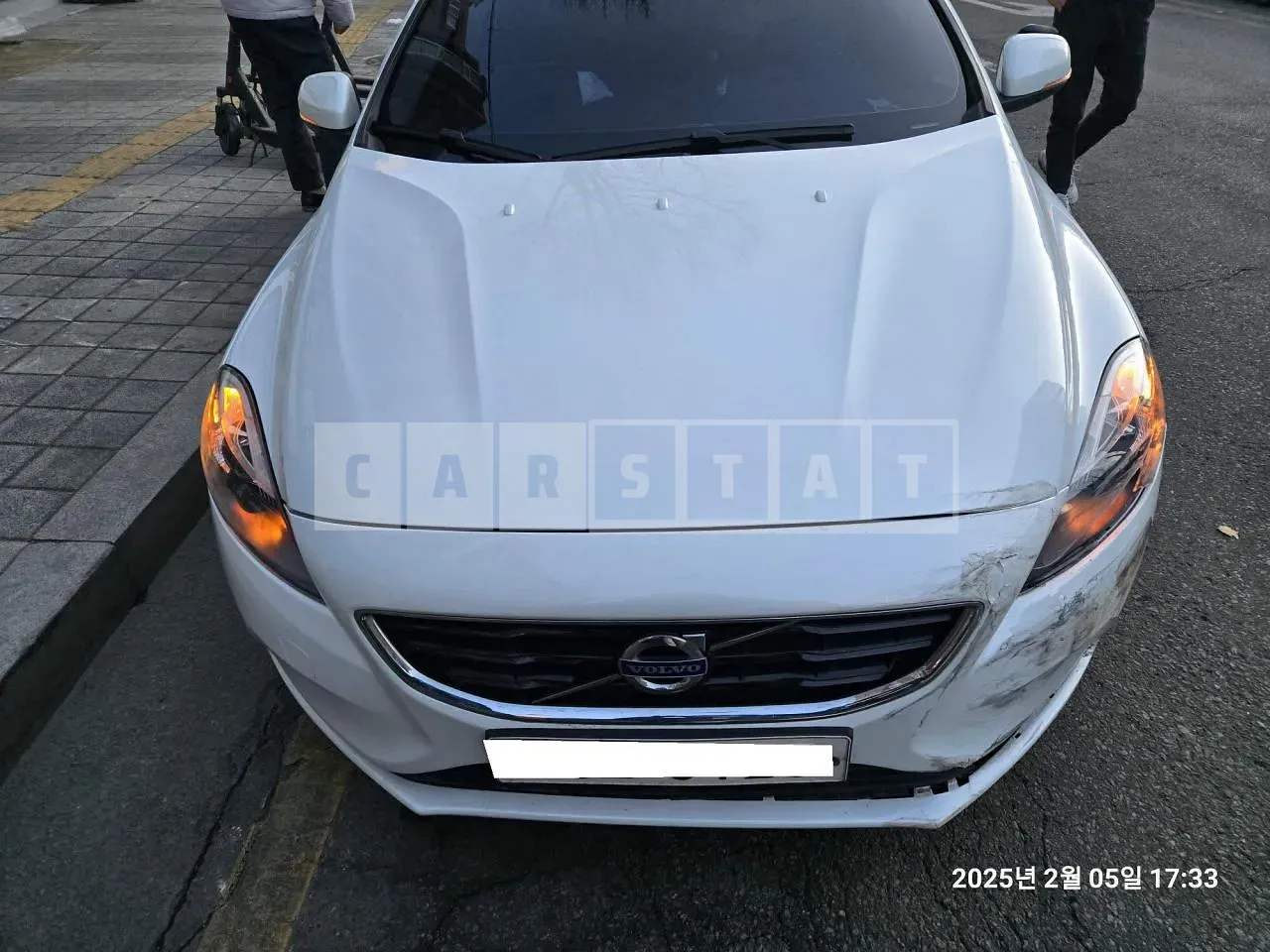 Photo 2 of 14: 2016 Volvo V40D3, VIN YV1MV79K0G2344494 — Korean insurance auction