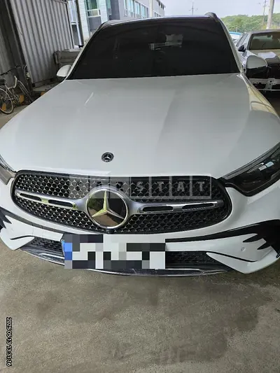 Photo 1 of 32: 2023 Mercedes-Benz GLC300 4Matic — Korean insurance auction