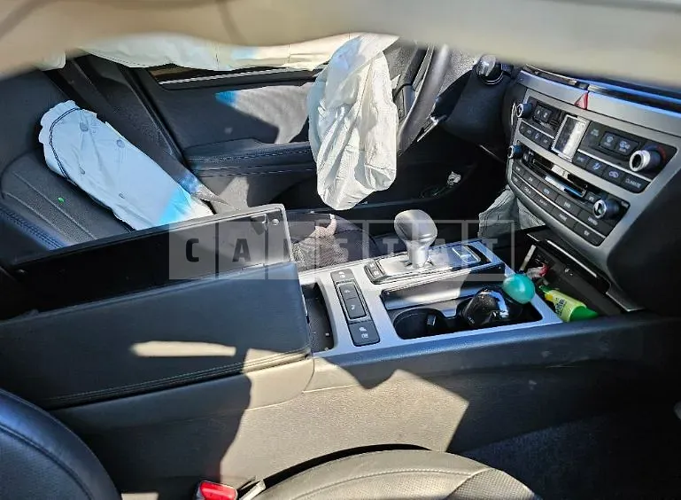 Photo 2 of 6: 2017 Genesis G80 3.3 — Korean insurance auction