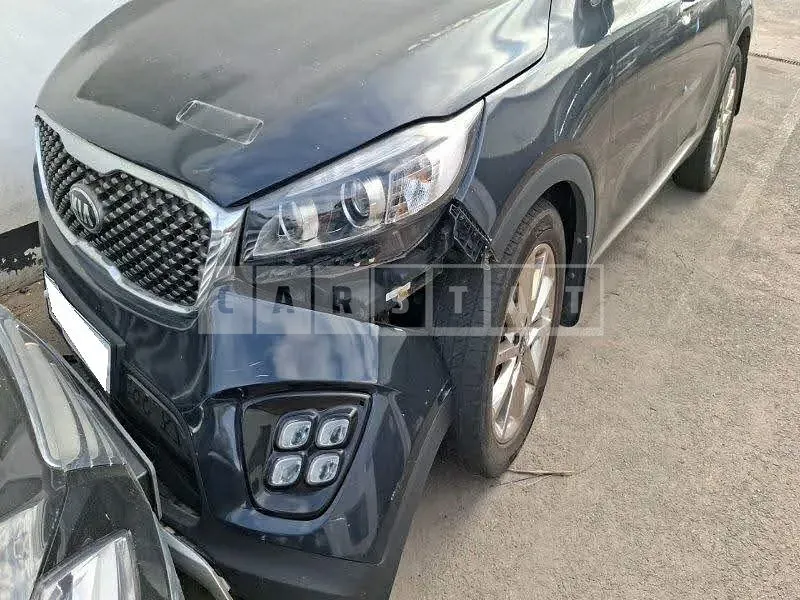 Photo 2 of 21: 2016 Kia Sorento, VIN KNAPS81ADHA289589 — Korean insurance auction