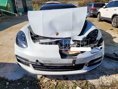 Photo 1 of 39: 2018 Porsche Pacral Panamera CC, VIN WP0AB2979JL136718 — Korean insurance auction
