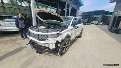 Photo 1 of 20: 2021 Kia Sorento, VIN KNARM81BHMA077153 — Korean insurance auction