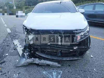 Photo 1 of 5: 2019 Kia Carnivals, VIN KNAME81ABKS527697 — Korean insurance auction