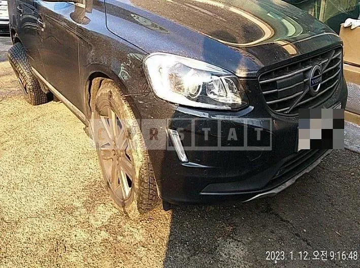 Photo 2 of 18: 2015 Volvo XC60D4, VIN YV1DZA8BDG2832829 — Korean insurance auction