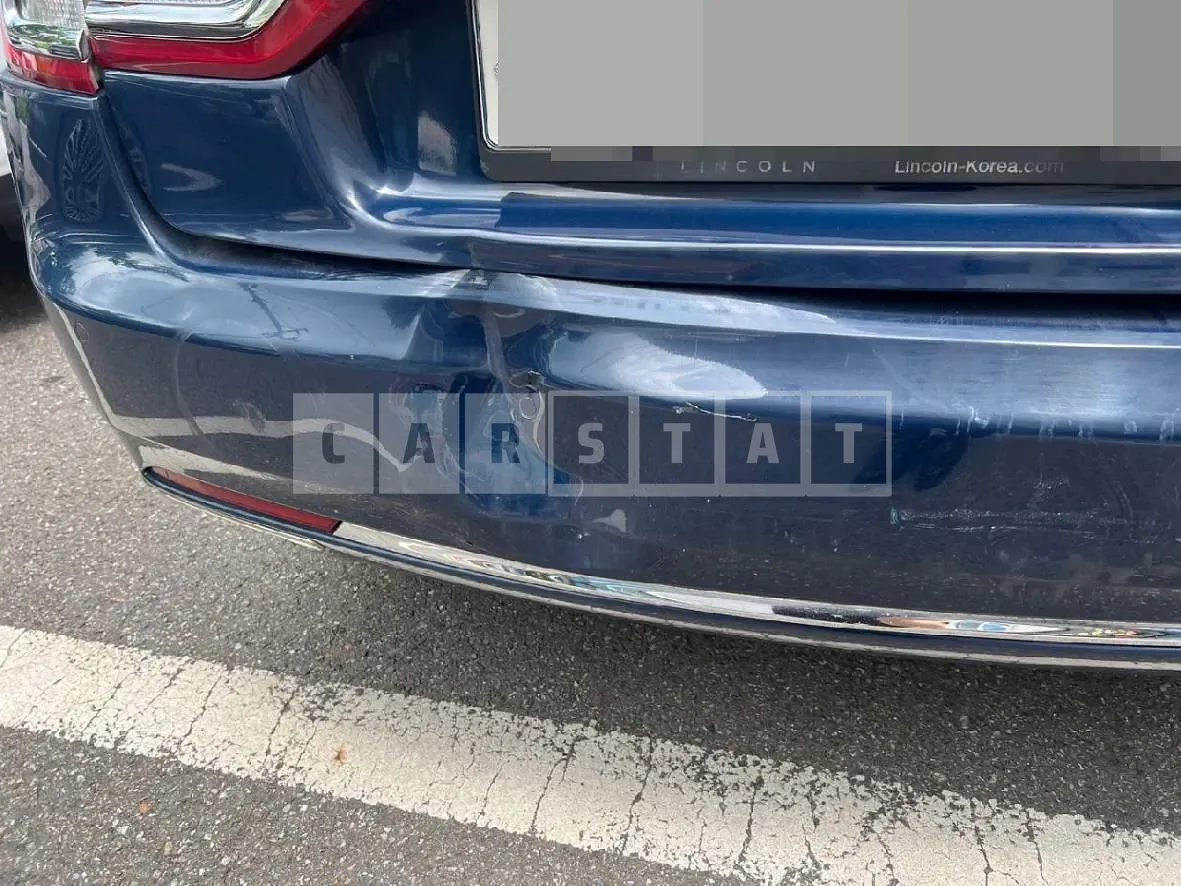 Photo 2 of 59: 2019 Bentley Lincoln Continental 3.0 AWD — Korean insurance auction