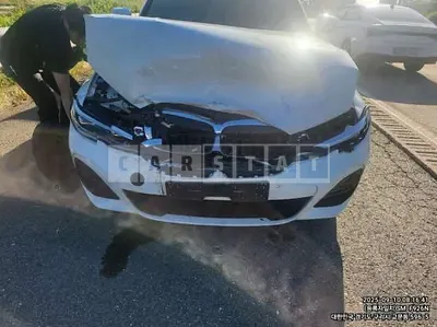 Photo 1 of 8: 2022 BMW 320i — Korean insurance auction