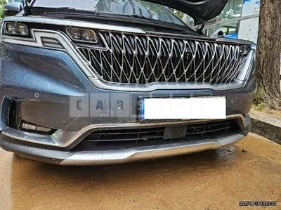 Photo 1 of 12: 2021 Kia Carnival — Korean insurance auction
