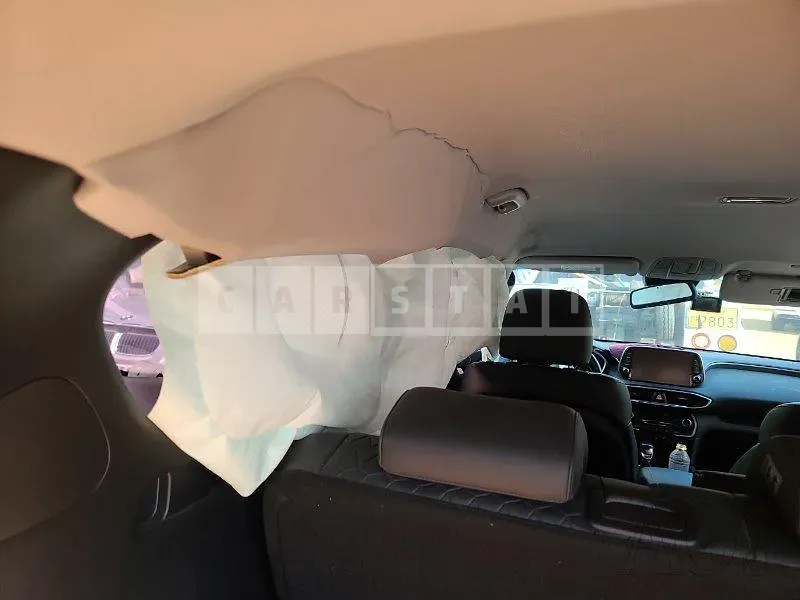 Photo 2 of 29: 2019 Hyundai Santa Fe, VIN KMHS281BBKU136301 — Korean insurance auction