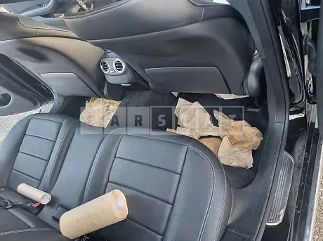 Photo 2 of 10: 2018 Mercedes-Benz E 200, VIN WDDZF4CB9JA425633 — Korean insurance auction