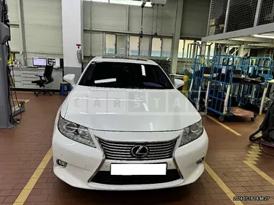 Photo 1 of 7: 2015 Lexus ES300h — Korean insurance auction