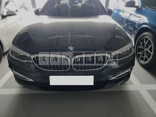 Photo 2 of 9: 2018 BMW 520d, VIN WBAJC3100JG993887 — Korean insurance auction
