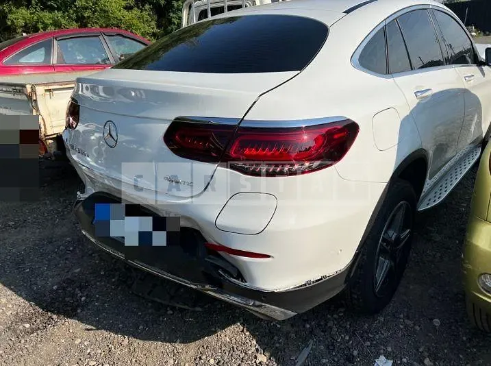 Photo 2 of 13: 2021 Mercedes-Benz GLC300 e 4Matic Coupe, VIN W1N0J5DB8MF926244 — Korean insurance auction