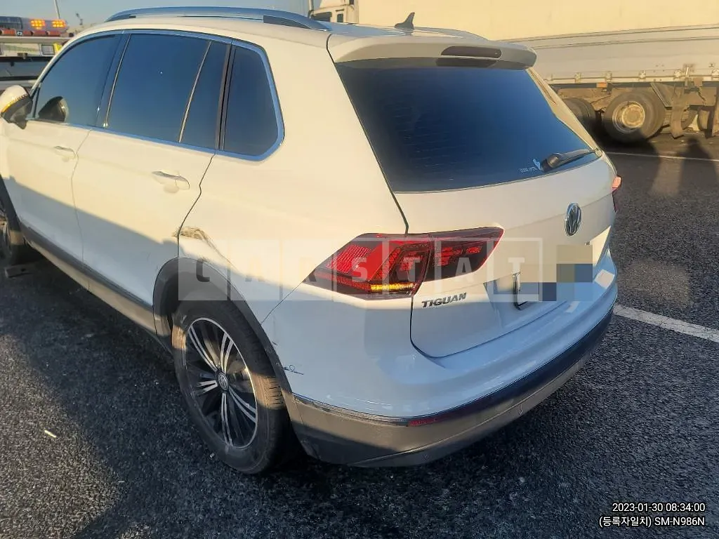 Photo 2 of 16: 2019 Volkswagen Tiguan 2.0 TDI, VIN WVGZZZ5NZLW322330 — Korean insurance auction