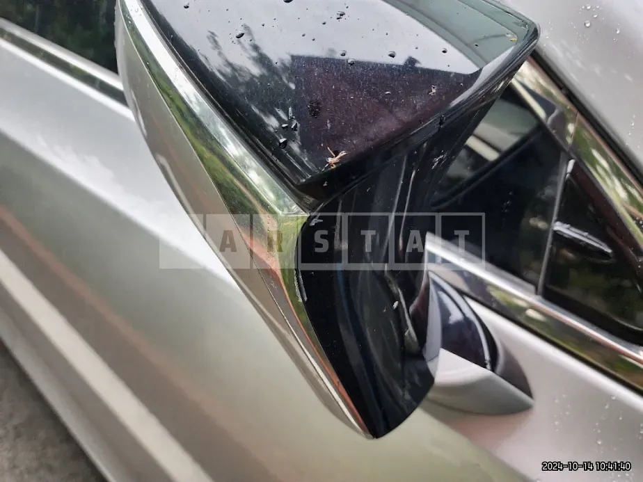 Photo 2 of 32: 2018 Lexus ES300h — Korean insurance auction